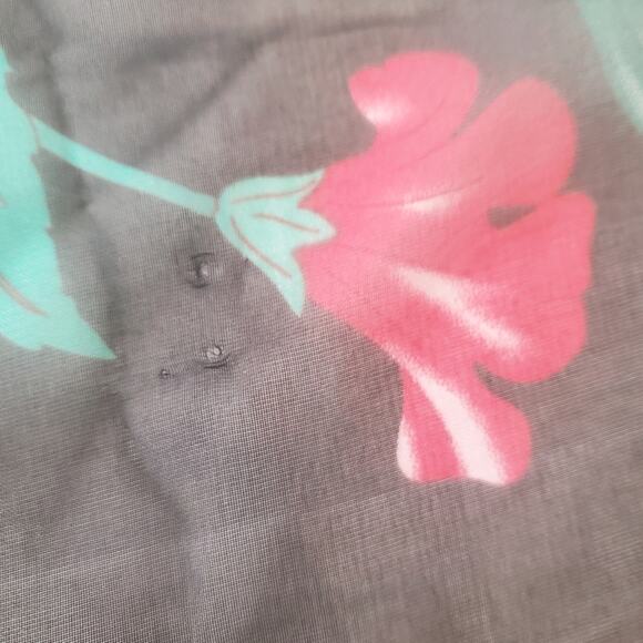 Stunning Made in Italy 100% Silk Floral Scarf Pareo Shawl 76x42 inches - Picture 8 of 13